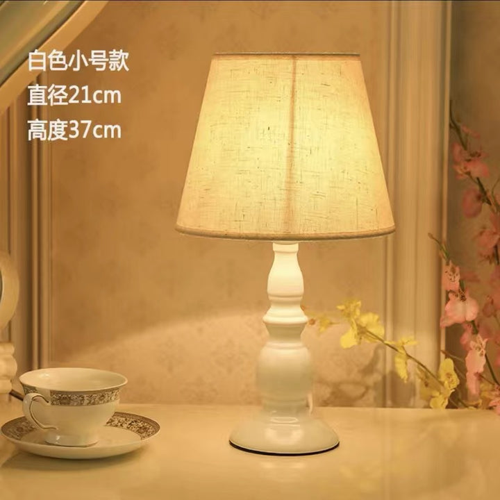 Classic Linen Shade Table Lamp
