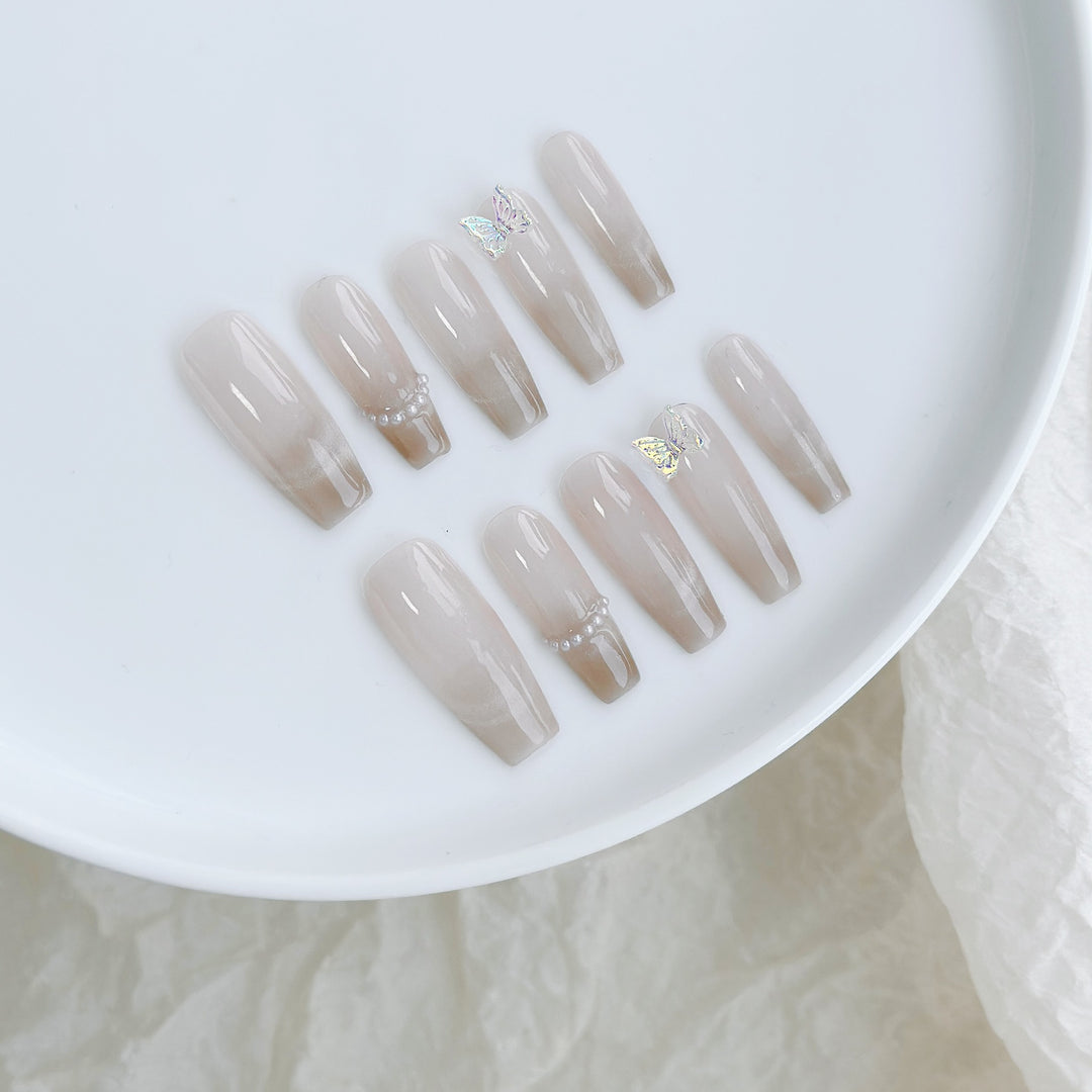 Charming Decorative Press-On Nail Art Set