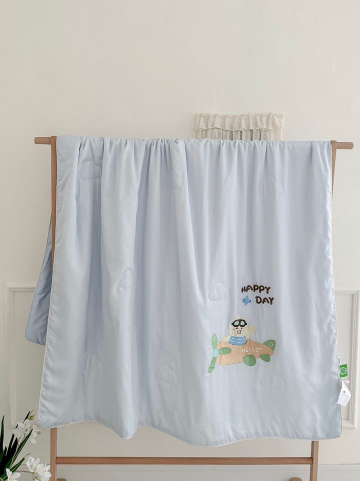 Children's comfort quilt with sweet bunny embroidery and silky satin cover