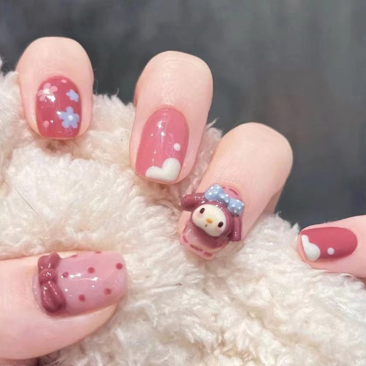 Playful artificial nails with 3D motif Kalsten