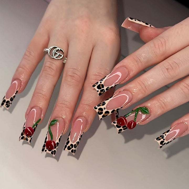Artistic Press-On Nail Set with Elegant Leopard Design kalsten