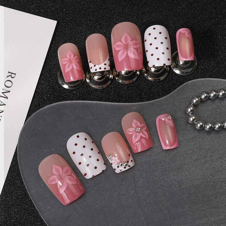 Floral Embellished Press-On Nail Set Kalsten