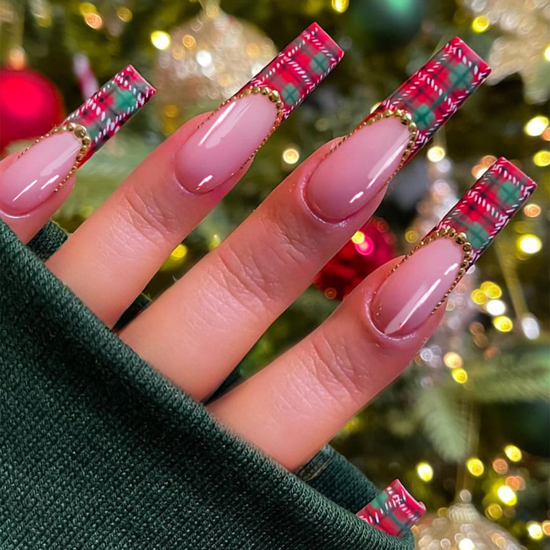 Artistic Press-On Nail Set with Plaid and Gold Accents kalsten