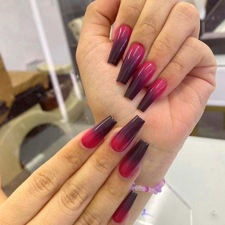 Artificial nail extensions with ombre effect Kalsten