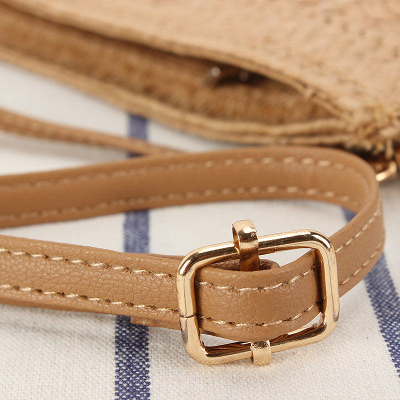 Elegant Shoulder Bag in Modern Striped Design Kalsten