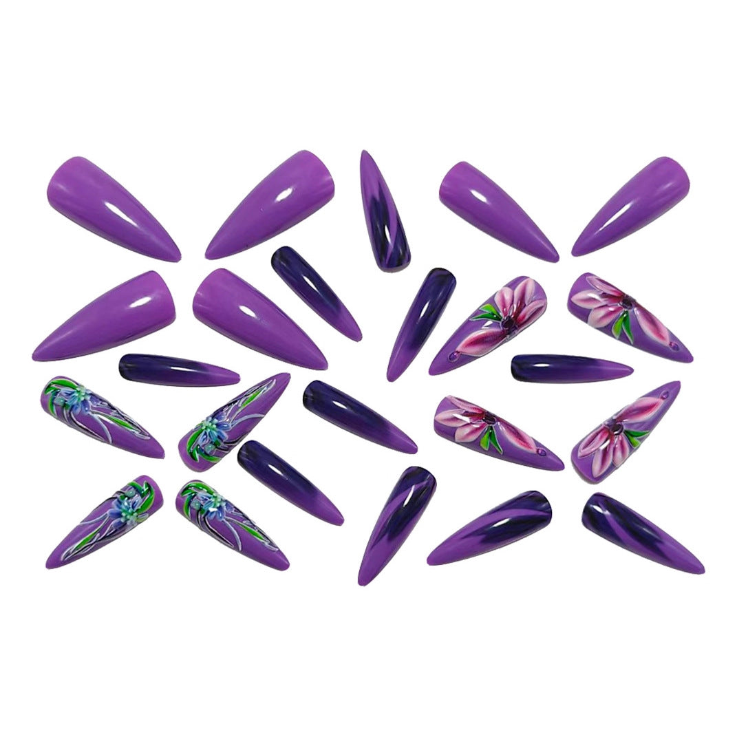 Artificial nails with artful floral design Kalsten