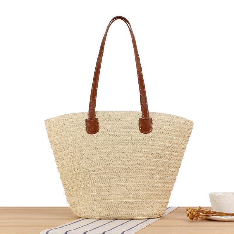Elegant Shoulder Bag Made of Natural Raffia with High-Quality Leather Accents Kalsten