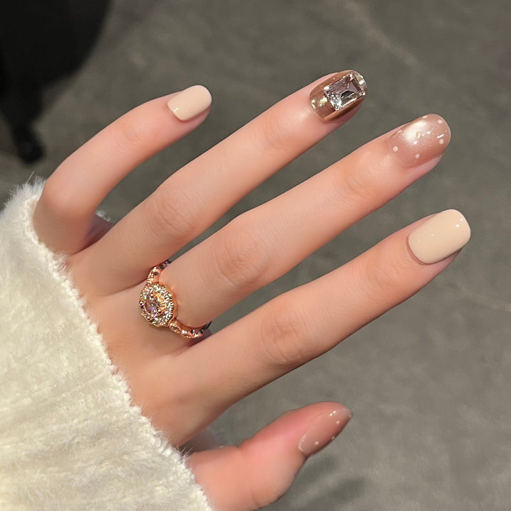 Elegant Press-On Nail Art Set Kalsten
