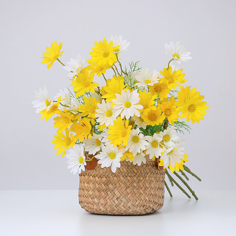 Lifelike Artificial Daisy Bouquet