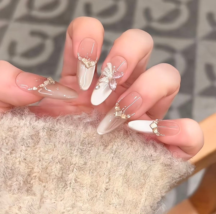 Decorative Press-On Nail Set with Floral Accents Kalsten