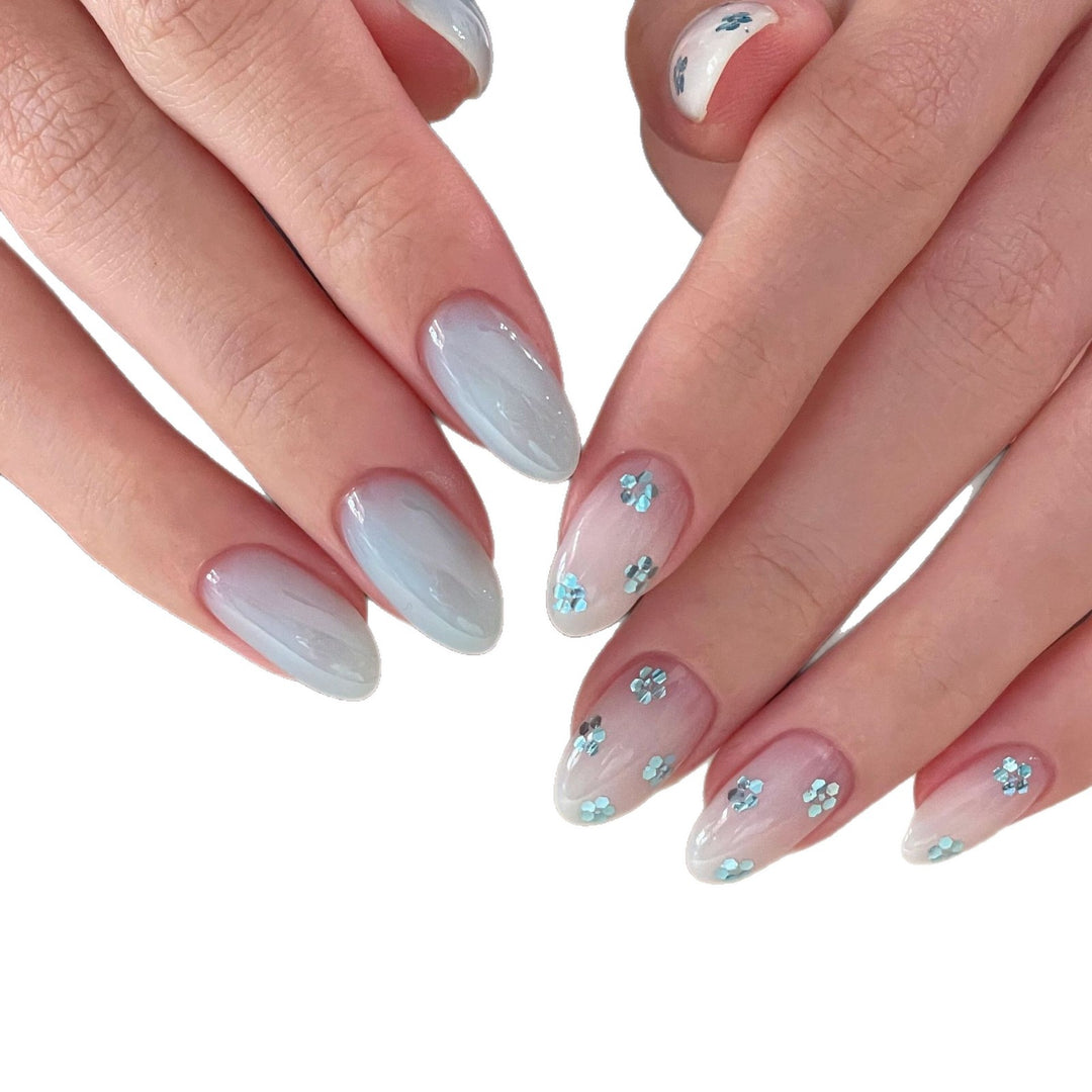 Artificial Nails with Elegant Blue Accents Kalsten