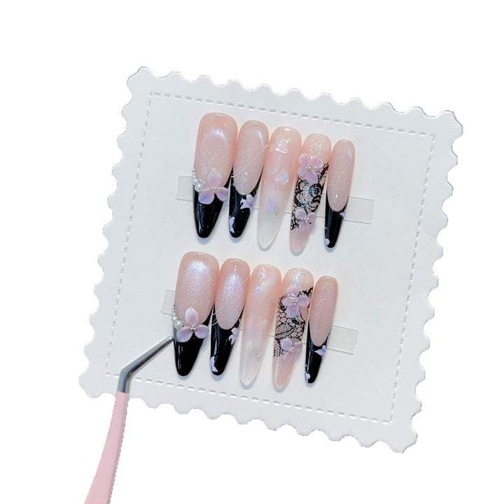 Artificial Nails In Elegant Floral Design Kalsten