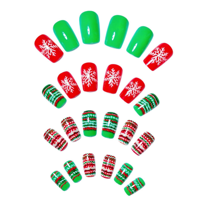 Artificial Nails in Festive Winter Design Kalsten