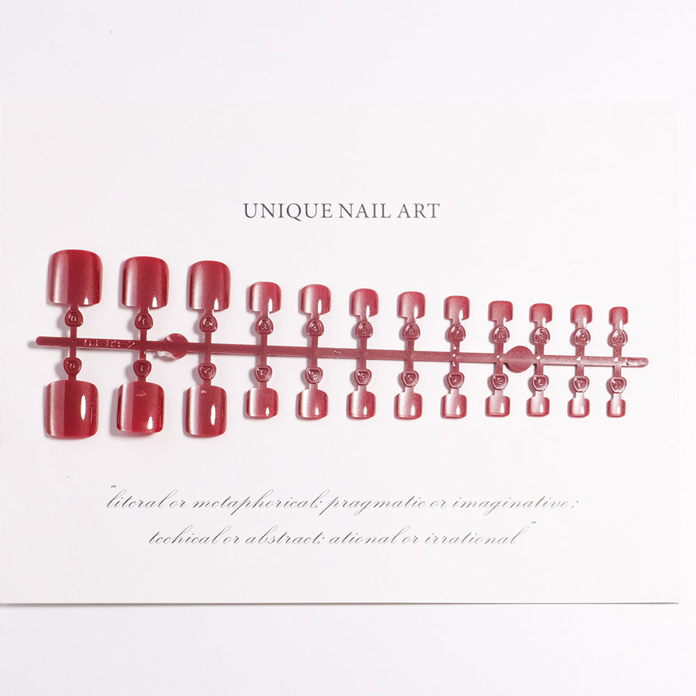 Unique Press-On Nail Art Kalsten