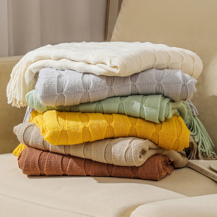 Cozy Decorative Throw Blanket