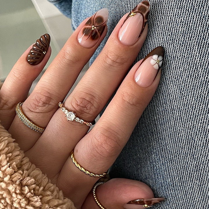 Artistic Press-On Nail Enhancements Kalsten