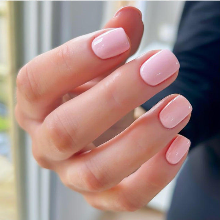 Glossy Press-On Nail Set with Elegant Design Kalsten