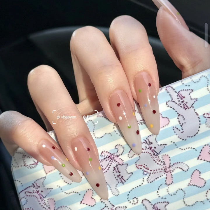 Artificial nails with elegant ombre look Kalsten