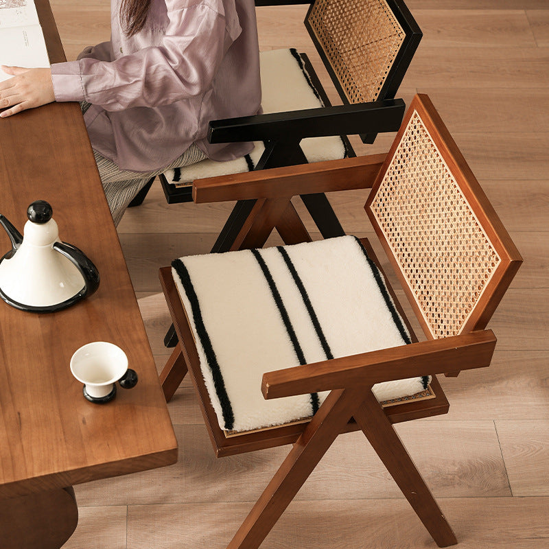 Reversible seat cushion made of teddy plush with non-slip bottom and contrast stripes Kalsten