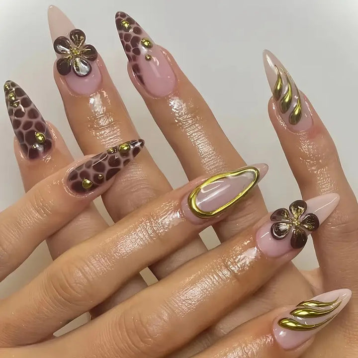 Decorative Resin Press-On Nail Art Set Kalsten