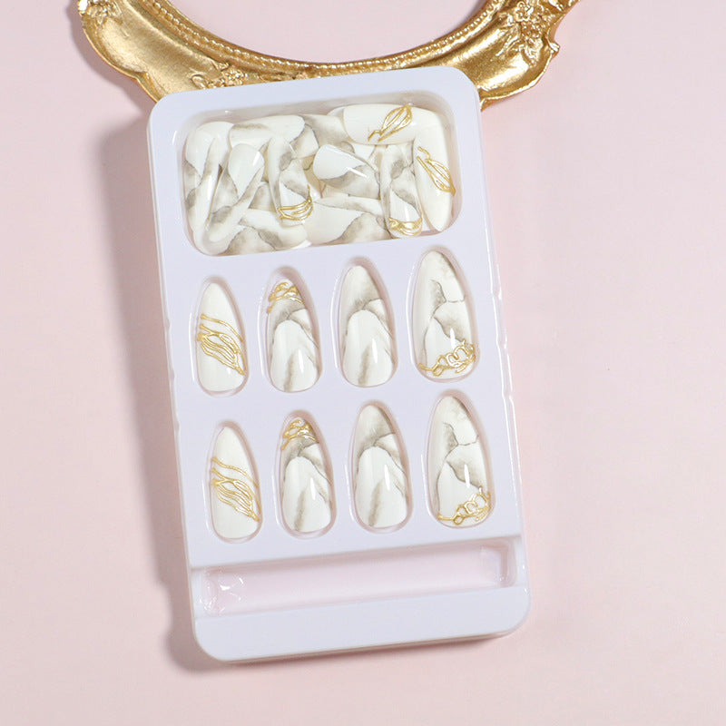 DIY Elegant Press-On Nail Set Kalsten