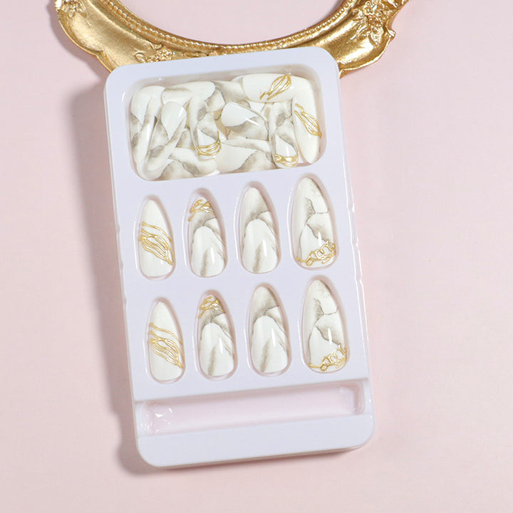 DIY Elegant Press-On Nail Set Kalsten