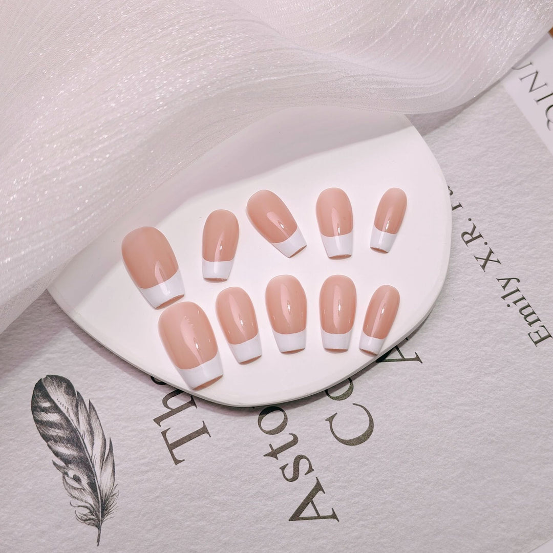 Elegant French Tip Press-On Nails Kalsten