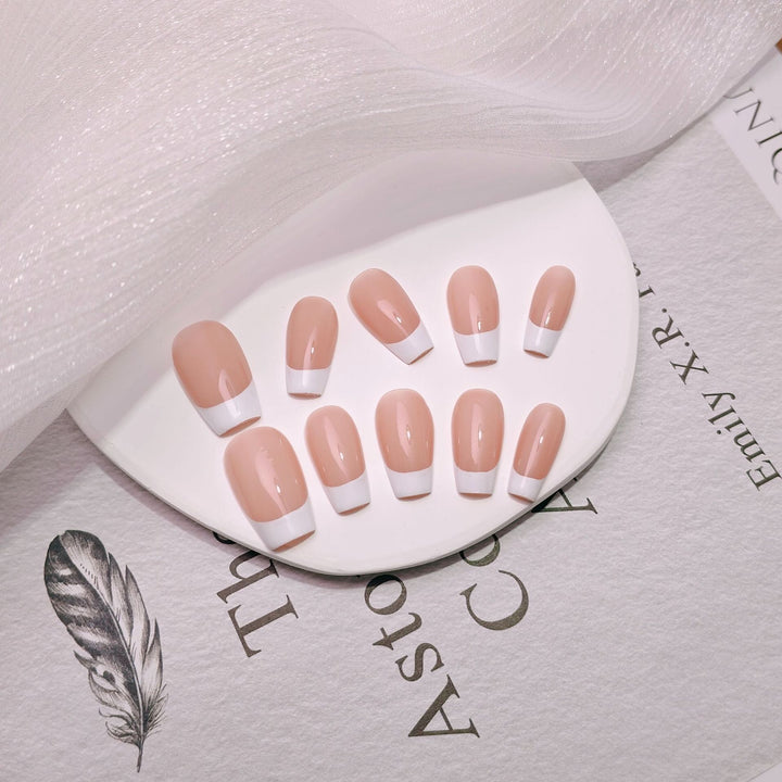 Elegant French Tip Press-On Nails Kalsten