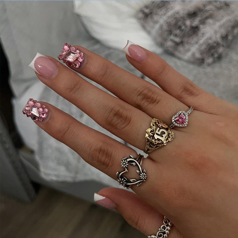 Artificial nail set with glamorous rhinestone decorations Kalsten
