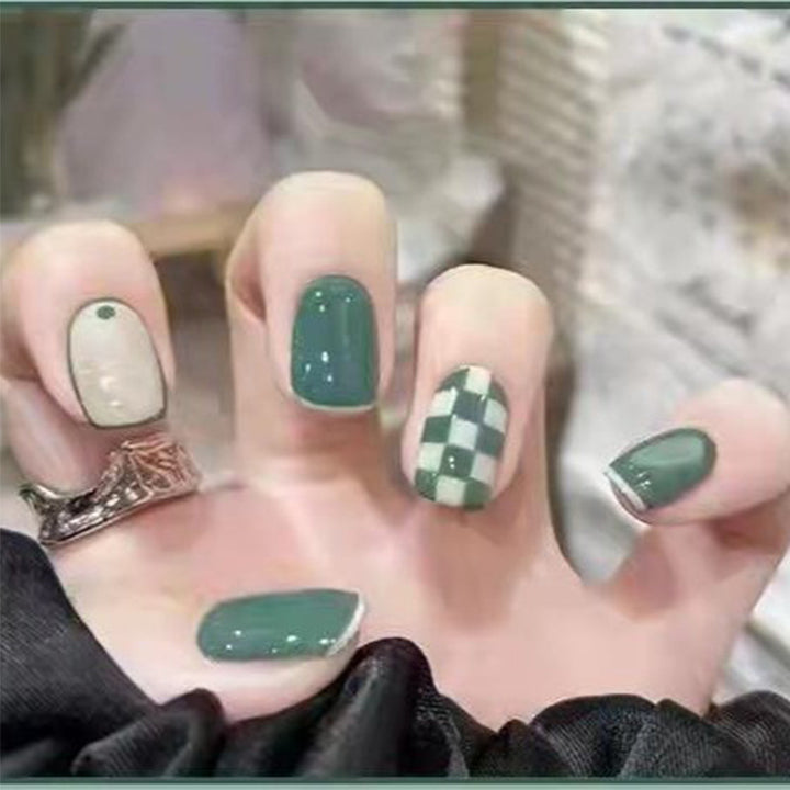 Glossy Gel Nail Extensions Kalsten