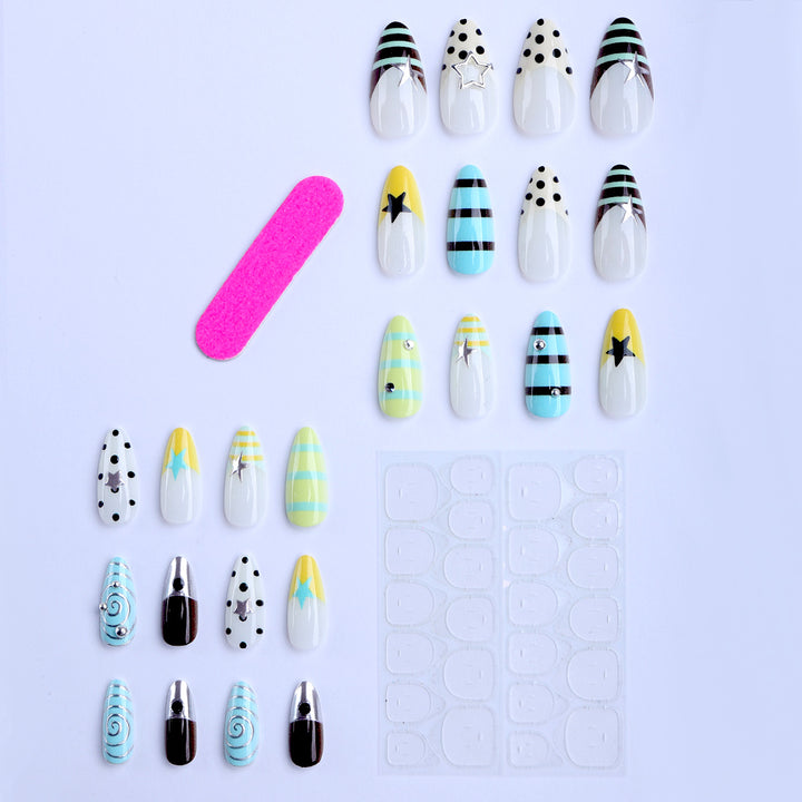Stylish geometric accent artificial nails Kalsten