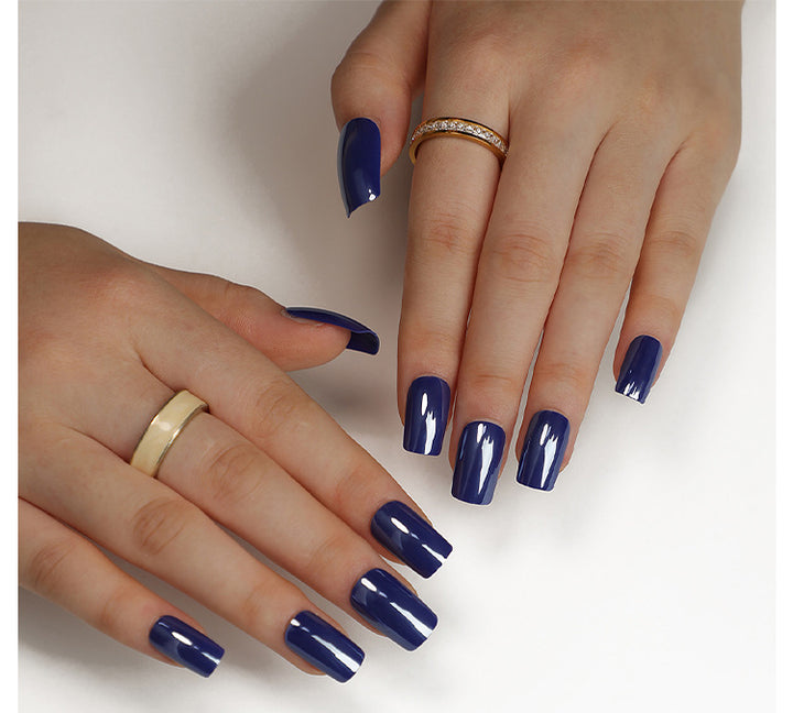 Glossy artificial nails with elegant manicure Kalsten