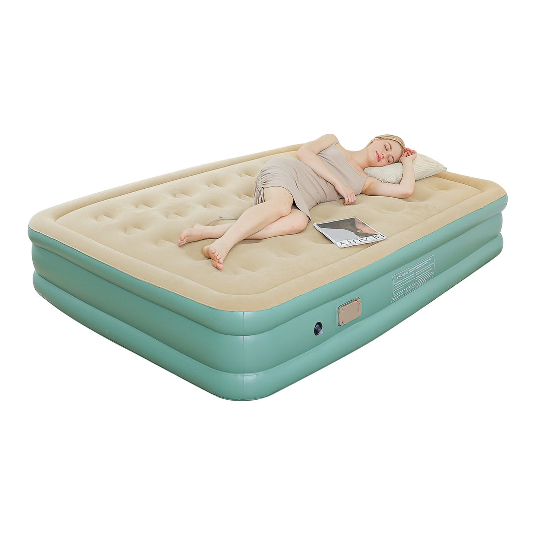 Women’s Automatic Inflatable Air Mattress with Built-in Pump Kalsten