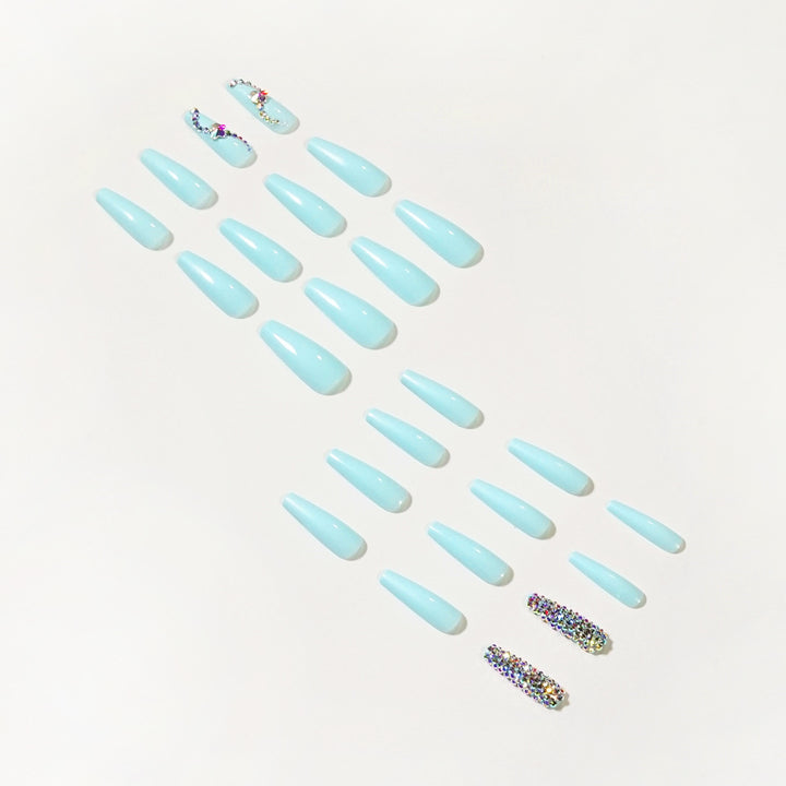 Glamorous artificial nails with sparkling rhinestone embellishments Kalsten