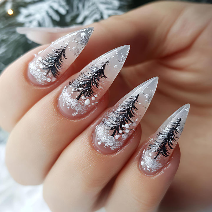 Elegant artificial nails with wintery Christmas tree motif Kalsten
