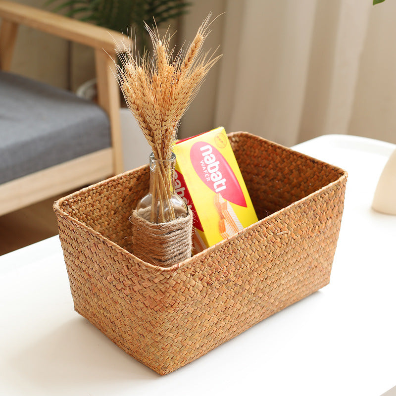 Unisex storage basket made of natural materials Kalsten