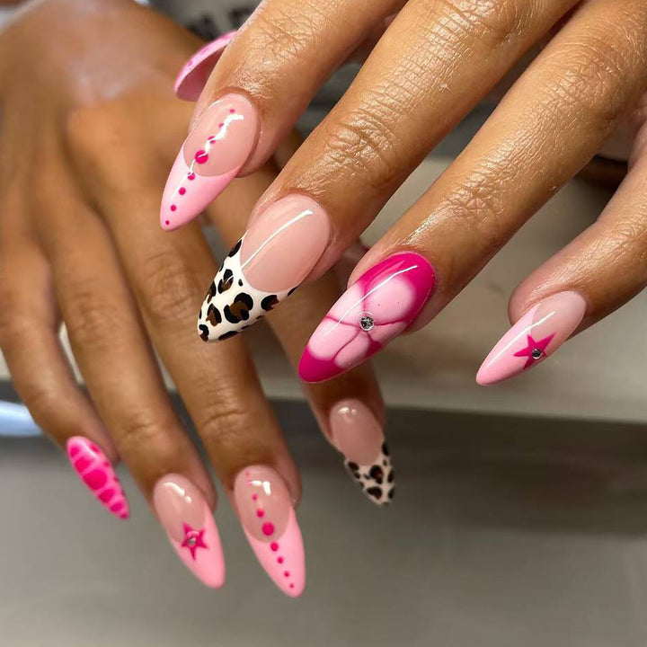 Glamorous artificial nails Kalsten