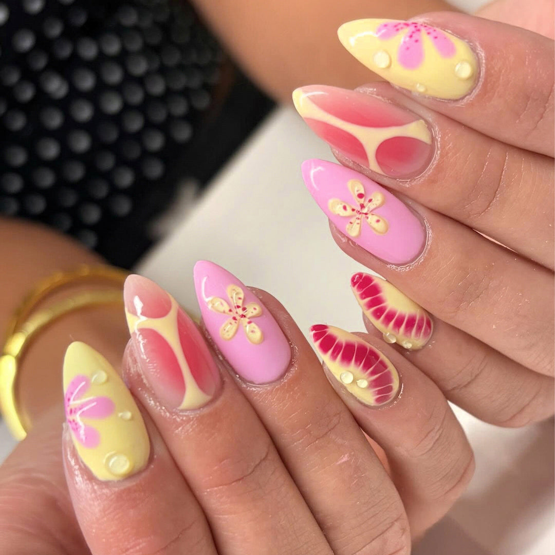 Artistic Creative Floral Press-On Nail Art Set Kalsten