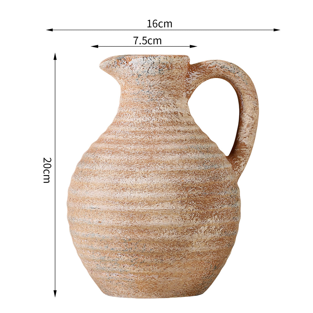 Handcrafted ceramic vase with ribbed structure Kalsten