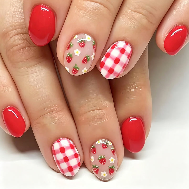 Artistic Strawberry-Themed Press-On Nail Set Kalsten