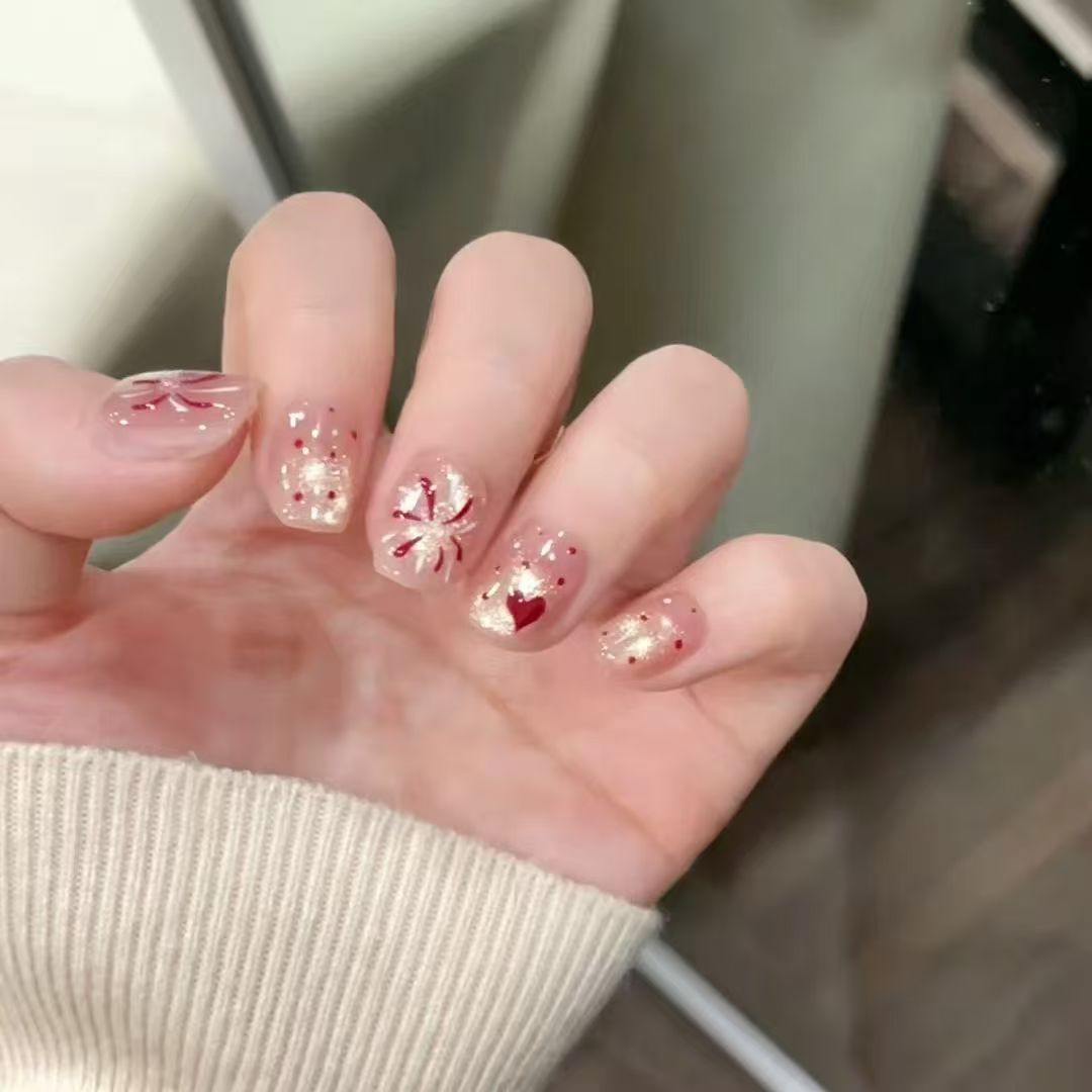 Artificial nails with romantic heart design and glitter coating Kalsten