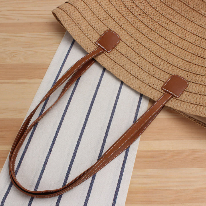 Elegant Shoulder Bag Made of Natural Raffia with High-Quality Leather Accents Kalsten