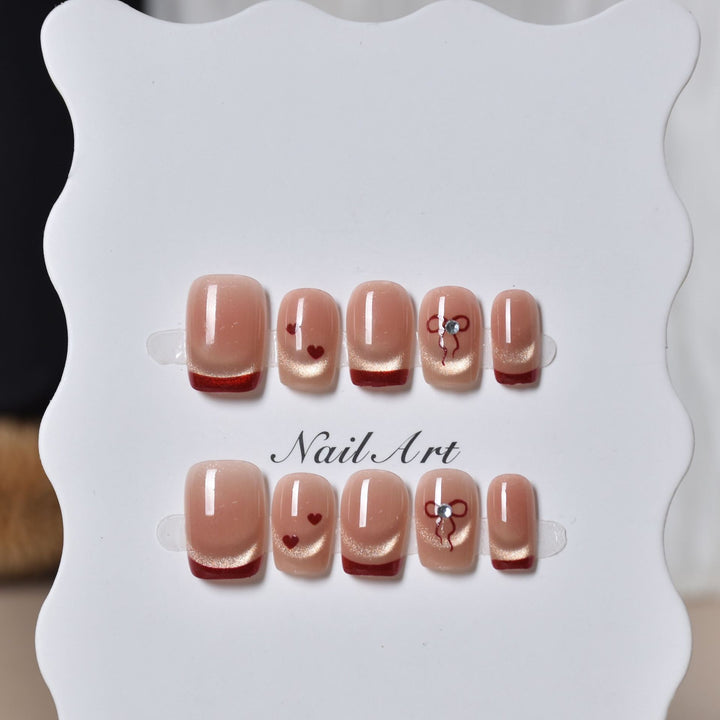 Artistic Heart-Themed Press-On Nail Art Kalsten