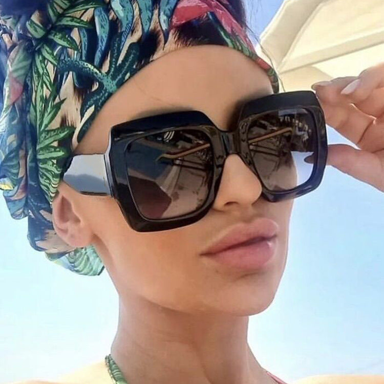 Women's oversized sunglasses with square frames and UV protection Kalsten