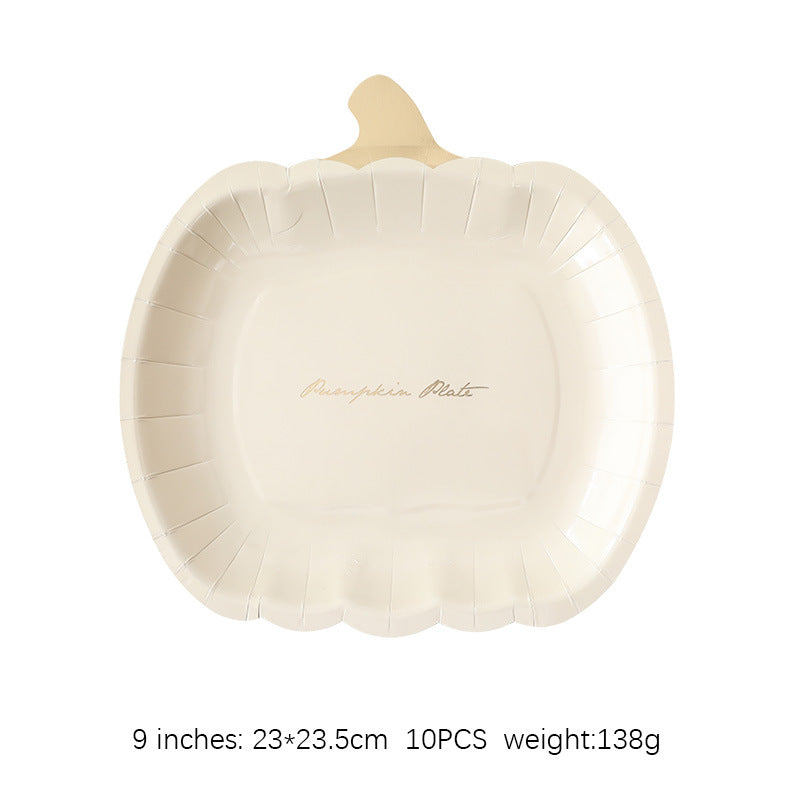 Pumpkin-shaped paper plate for Thanksgiving