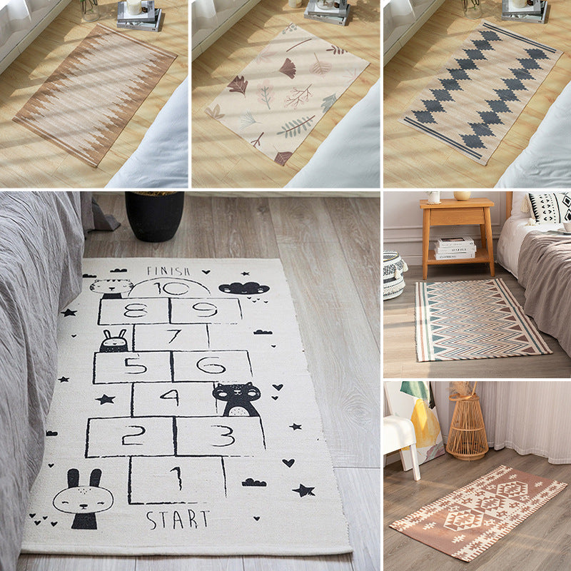 Flat-woven decorative living room rug with geometric ethnic medallion Kalsten