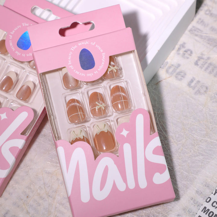 Elegant Artificial Nail Art with Delicate Floral Designs Kalsten