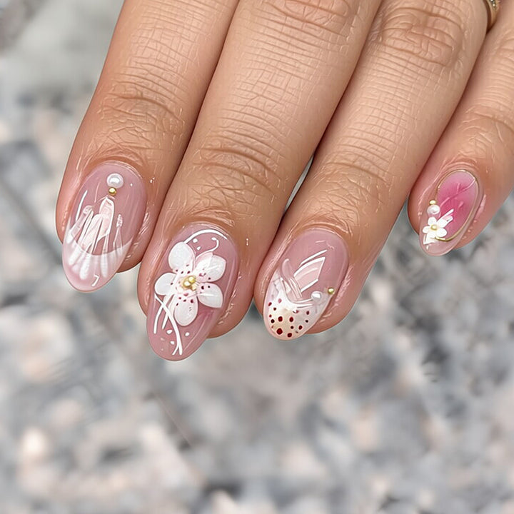 Detailed Floral Design Press-On Nail Set Kalsten