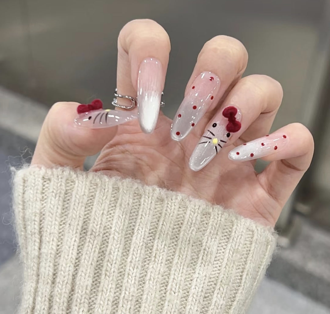 Artistic Floral and Minimalist Press-On Nails Kalsten
