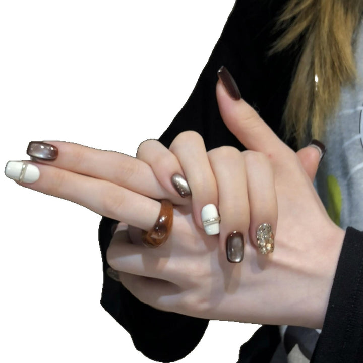Artificial nails with elegant glitter pattern Kalsten